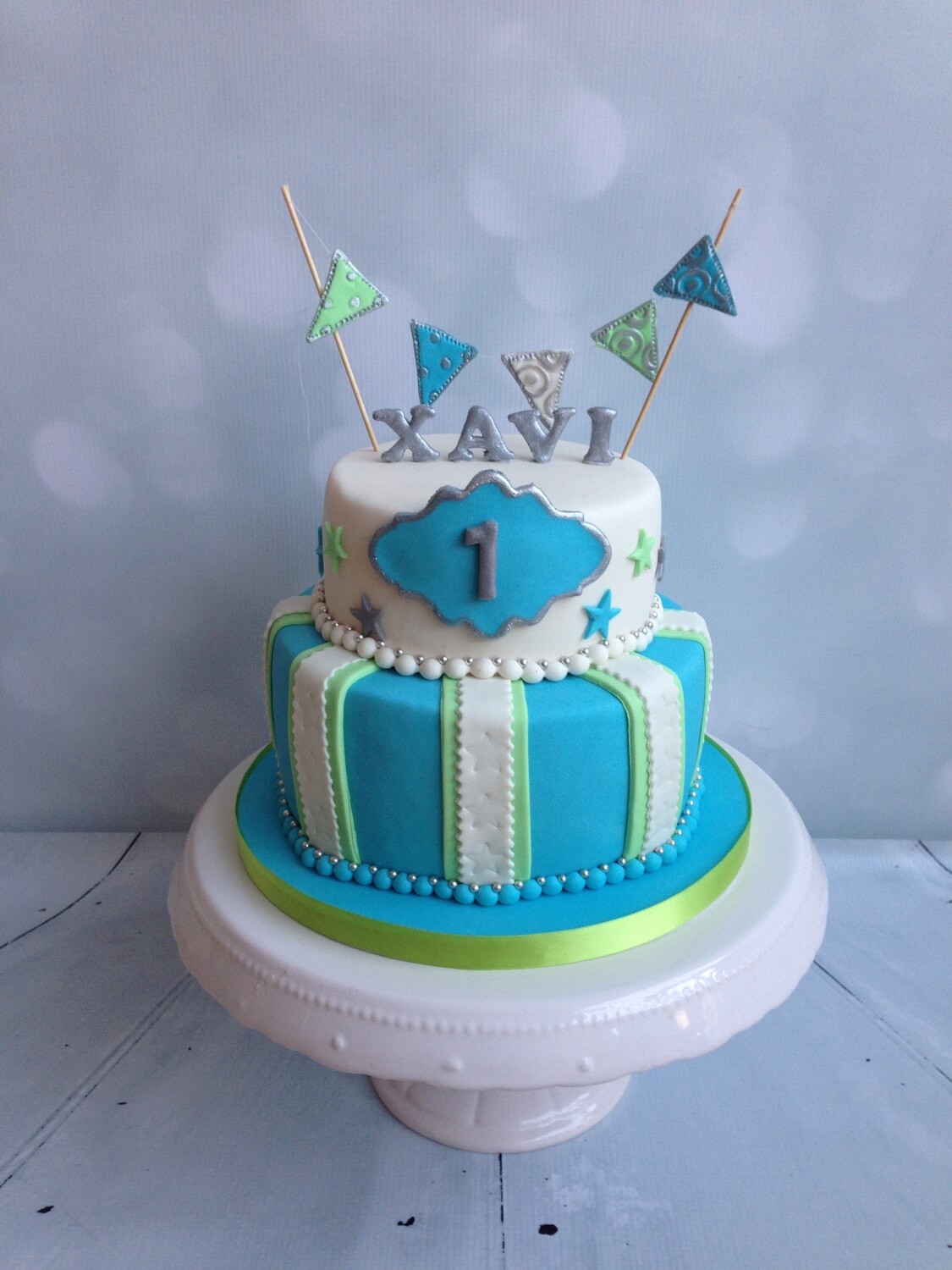 vlaggetjes verjaardagstaart