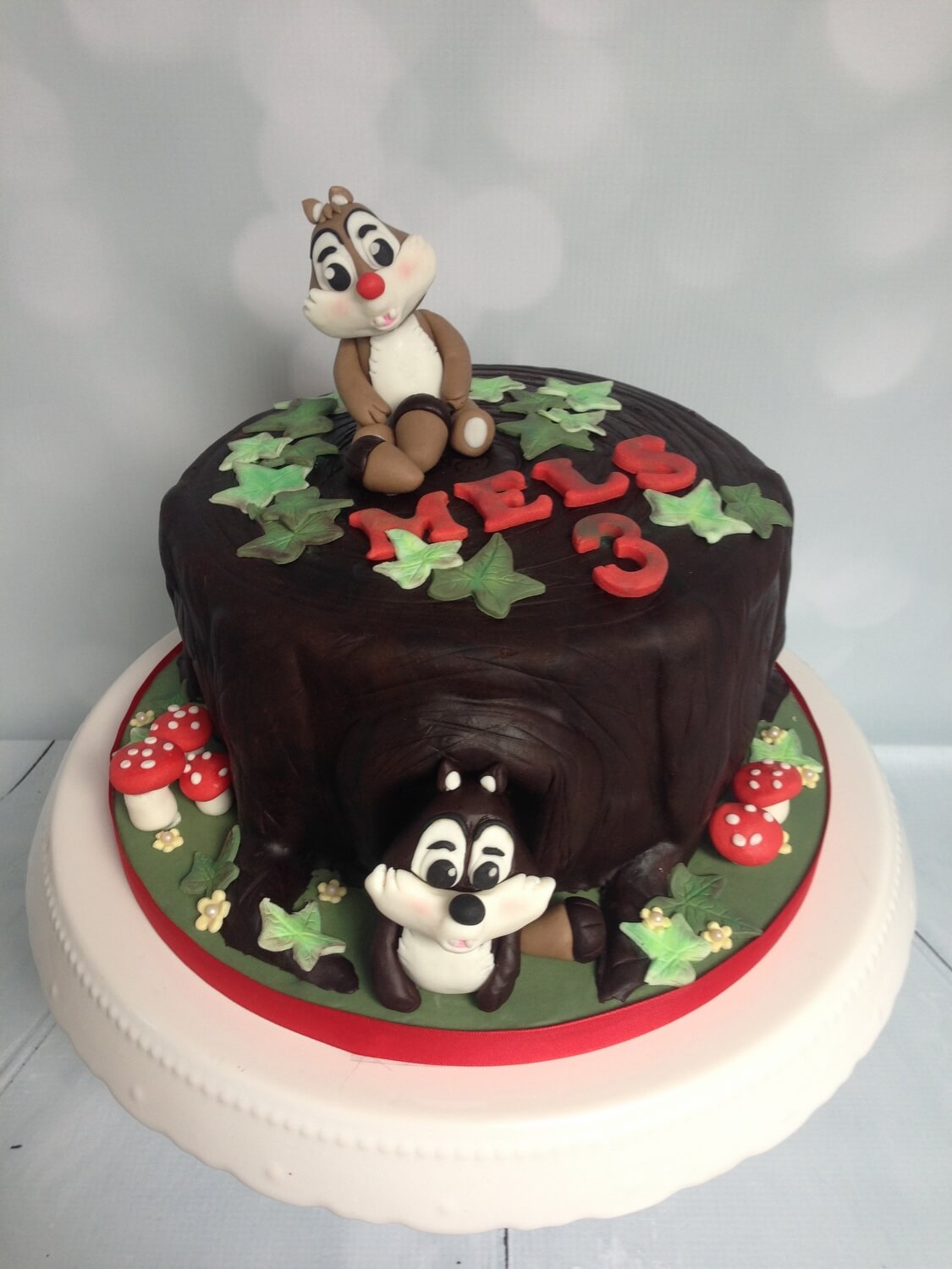 Knabbel en babbel boomstam disney