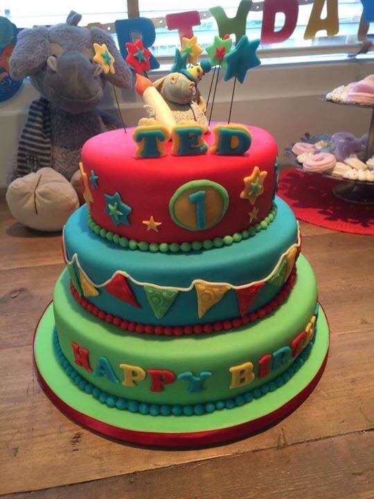 knuffel ezel verjaardagstaart